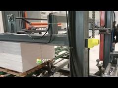 Verpackungsvorgang für den gesamten Stapel Gipskartondeckenplatten