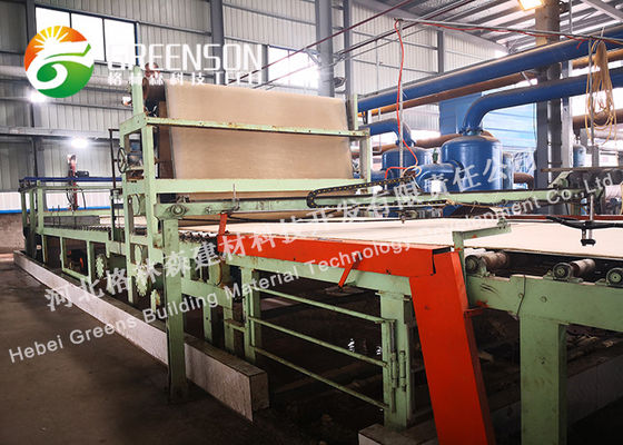 Ein guter Preis. Selbsttätigkeits-machen Mineralfaser-Deckenplatte-Maschine mit wasserdichtem/feuerfest Online