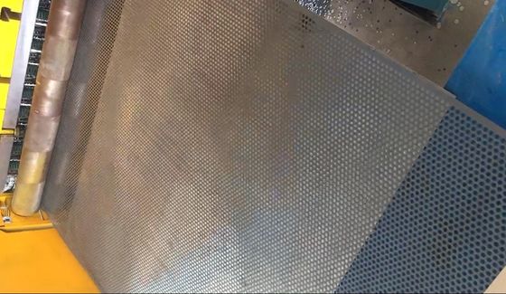 Ein guter Preis. Hochleistungs-Platinenstanze mit einer Kapazität von 1 Stück/Minute und SPS-Steuerung Online