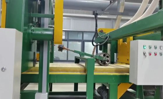 Ein guter Preis. 10000-60000 Tonnen pro Jahr die gesamte Basaltstein-Steinwolle-Felswolle Produktionslinie Online