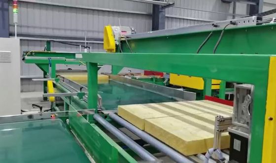 Ein guter Preis. 2025 neuer Typ 1,2m 2,4 m Basalt Rock Wolle Steinwolle Produktionslinie Online