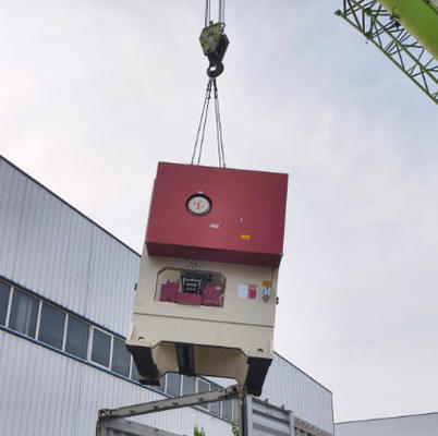 Ein guter Preis. Vollautomatischer Schallabsorbing -Board -Stanzmaschine. Plasterboard Puncher. Online