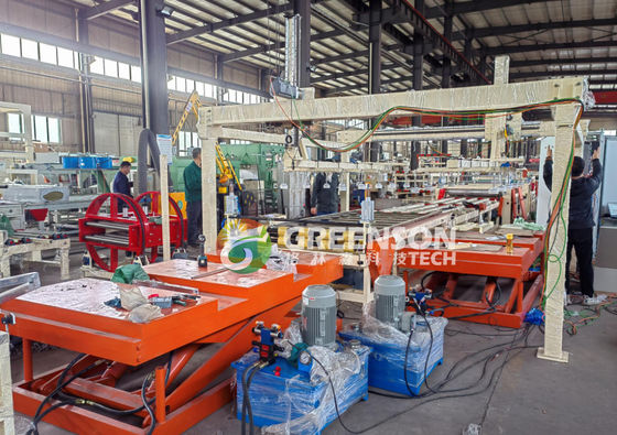 Ein guter Preis. Vollautomatische Gipsplattenlaminiermaschine mit 100 kW Leistung und glatter Leistung für die Lamination von PVC-Filmen Online