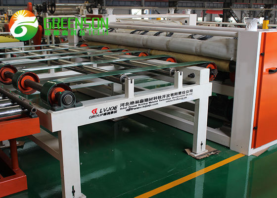 Vollautomatische Schneidemaschine für PVC lamellierte Gipskarton-Decken-Fliesen