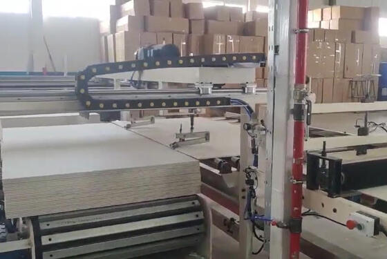 Hochleistungs-PVC-Film-Laminationsmaschine mit einer effektiven Lamination von 1300 mm und einer Kapazität von 2-6 Mio. qm/Jahr für die Produktion von Gipsplatten