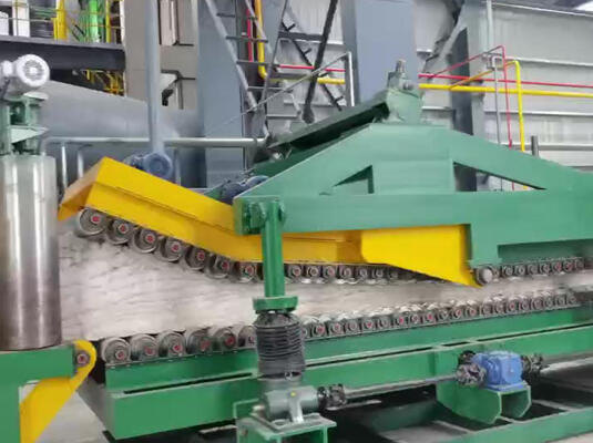 Ein guter Preis. Automatische Produktionslinie für Steinwolle mit 4-8 T/h Kapazität PLC-Steuerung für 30-200 mm dicke Isolationsplatten Online