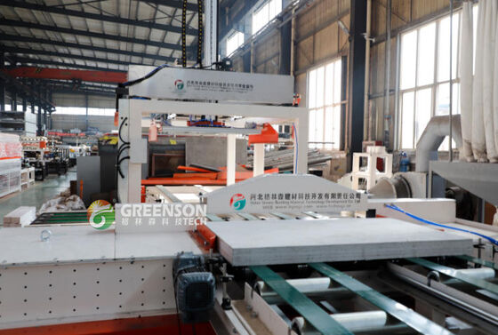 Ein guter Preis. Full Auto Gypsum Board Saw Line High Efficiency Dust Free Cutting For 1200 Mm*3000 Mm Boards Online