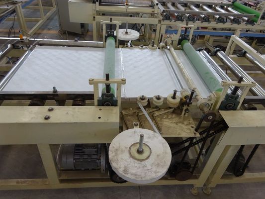 Vollautomatische PVC-laminierte Gipskartonplatten-Laminieranlage für Hochgeschwindigkeitslaminierung von 5-30 mm Platten