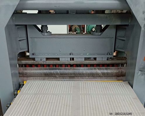 Loch-Blatt-Perforierungs-Maschine MDF Sheetrock runde/Blech-Perforiermaschine
