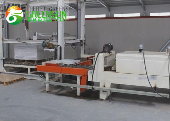 Ein guter Preis. Gips-Decken-Fliese, die Maschine PVC-Gips-Decken-Maschine mit Fabrikpreis herstellt Online